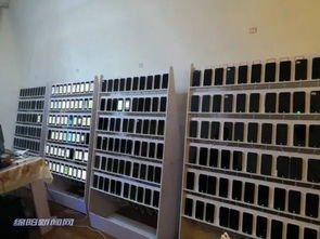 绵阳成绵路某出租房用电量惊人 超常人3倍 警方查看,屋内竟有479部手机同时运行